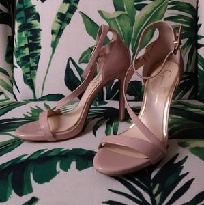 Jessica Simpson "Rayli"